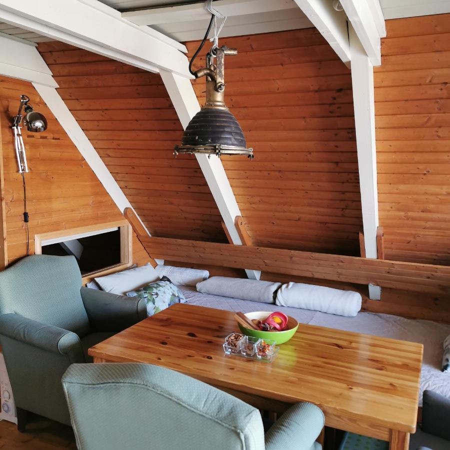 Pfahlbau Sunset II Toplage Inklusive Elektroboot 루스트 외부 사진
