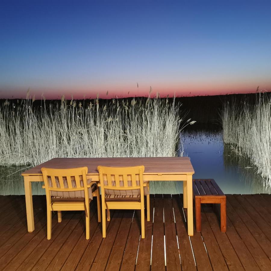 Pfahlbau Sunset II Toplage Inklusive Elektroboot 루스트 외부 사진